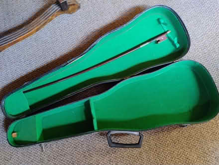 Photo of free Scruffy violin in case, plus second case (Little Herberts GL53) #2