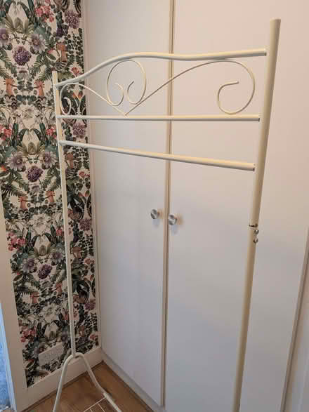 Photo of free Clothes rail (Welling DA16) #1