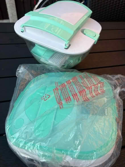 Photo of free Cooks essentials 6 in 1 chop/spin (Belle Vale L25) #3