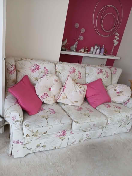 Photo of free 3 seater sofa ,two arm chairs and foot stool (Walton HP21) #1