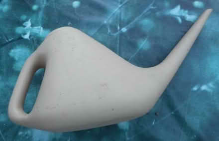 Photo of free small plastic watering can, cream (East Croydon CR0) #2