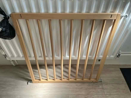 Photo of free Babydan Wooden Stairgate (N20 9AB) #1