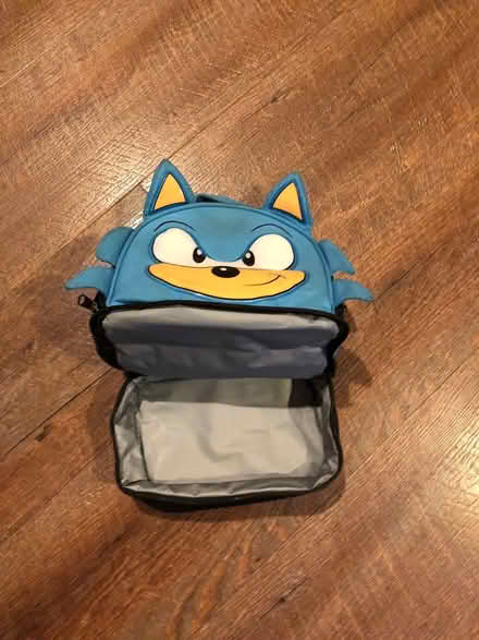 Photo of free Sonic lunchbox (New Market) #1