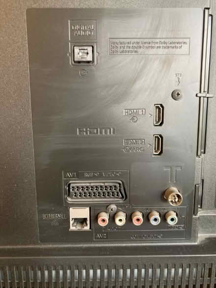 Photo of free 40" lcd tv (Aldersbrook E12) #4