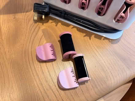 Photo of free Hot curlers - Remmington (Highbury N5) #4