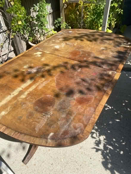 Photo of free Dining table (Behind Horsham train station) #3