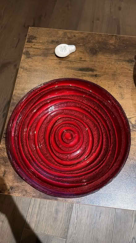Photo of free Red glass bowl (Aldgate East - E1) #1