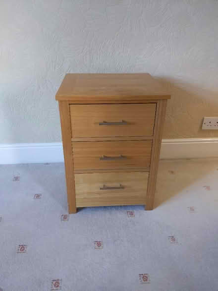 Photo of free Bedside Table/Drawer Unit (Mickleover DE3) #1