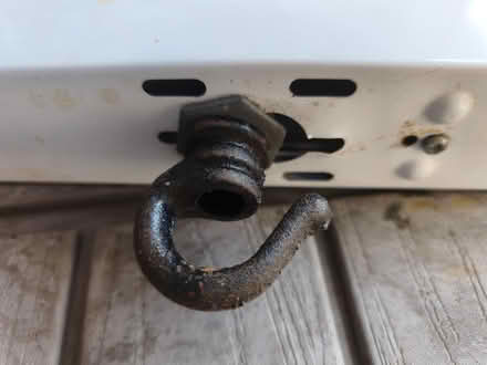 Photo of free Fluorescent garage/attic light (Presteigne LD8) #4