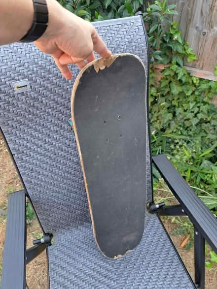 Photo of free Skateboard (Se14 5rq) #2