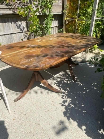 Photo of free Dining table (Behind Horsham train station) #1