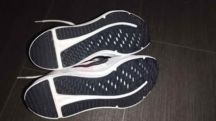 Photo of free Nike Trainers, 37, like new (Aldershot, GU12) #2