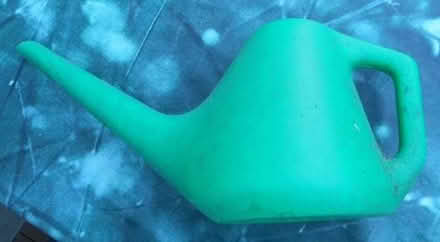 Photo of free small plastic watering can, green (East Croydon CR0) #1