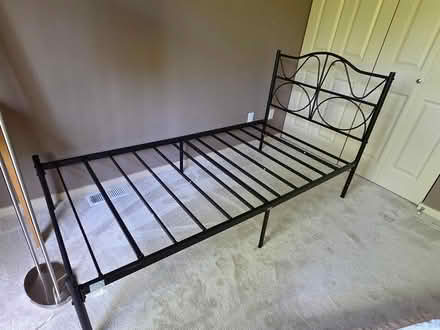Photo of free Metal bed frame (Issaquah.) #1