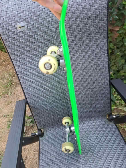 Photo of free Green skateboard (Se14 5rq) #2