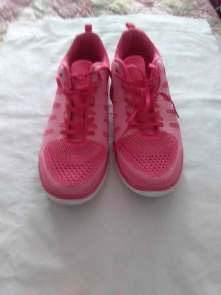 Photo of free Ladies sneakers (60th cedar ave 19143) #1
