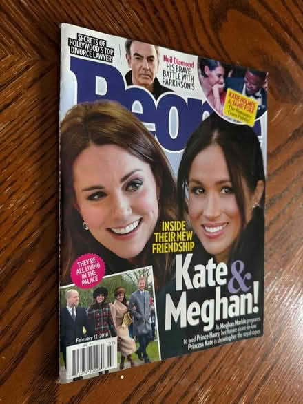 Photo of free People Magazine w/Kate and Meghan (Near Davis Square, Somerville) #1