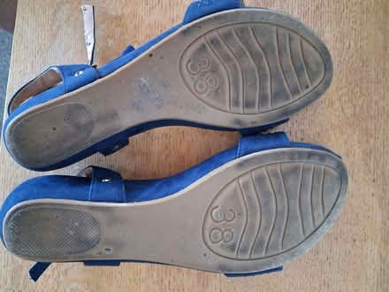 Photo of free Sandals size 5 (Hayes BR2) #3