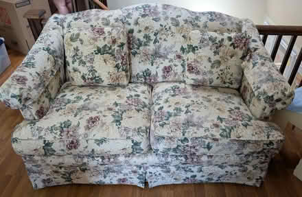 Photo of free Floral Loveseat (Amenia) #1