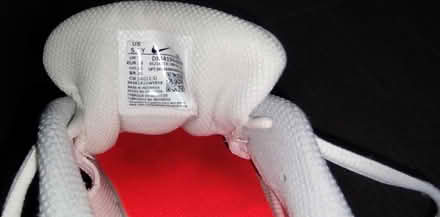 Photo of free Nike Trainers, 37, like new (Aldershot, GU12) #3