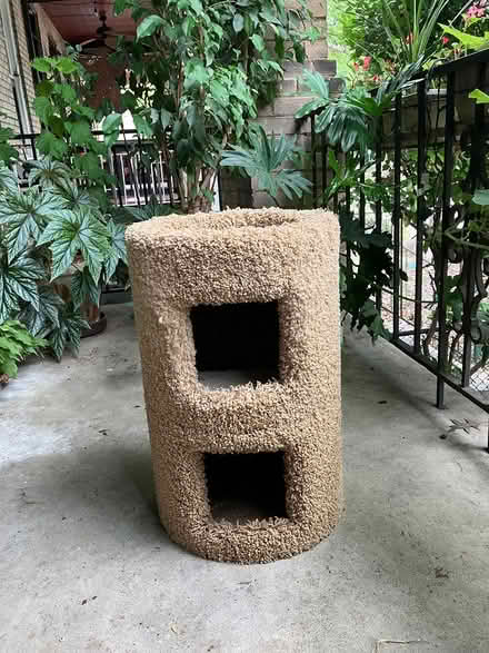 Photo of free Cat Hideaway bed (Capitol Hill near Lincoln Park) #1