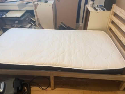 Photo of free 2 day old single mattress (Bromley kent) #1