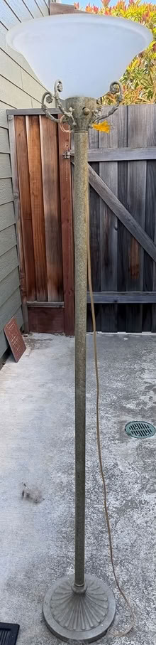 Photo of free Pole Lamp (Alameda) #1
