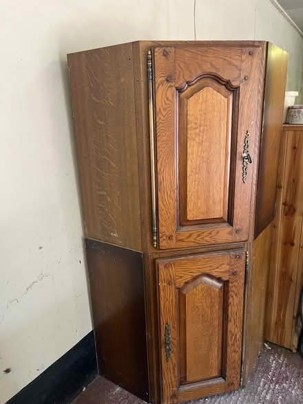 Photo of free Pine Pew (Bell Bar AL9) #1