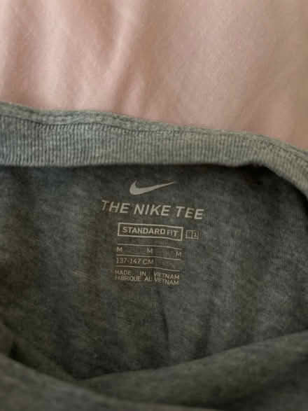 Photo of free Junior Nike Top (Forest Gate E7) #2