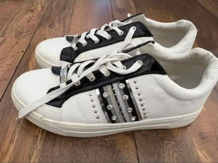 Photo of free Size 6 Women’s Dune trainers (Belle Vale L25) #4