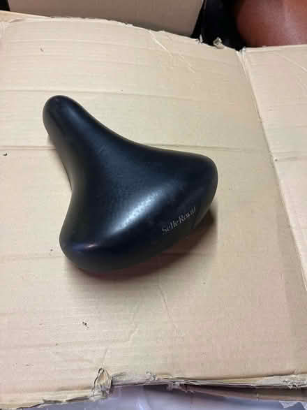 Photo of free Cycle saddle no post (Chesterton OX26) #1