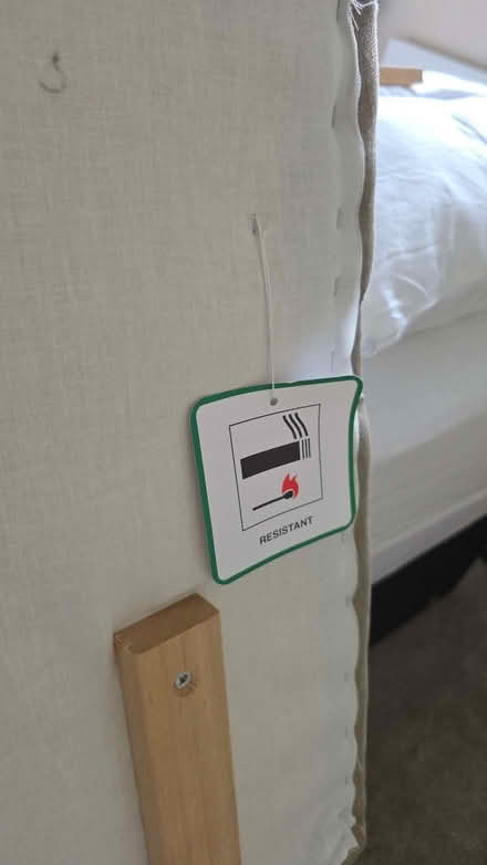 Photo of free super king size headboard (Inchinnan PA8) #3