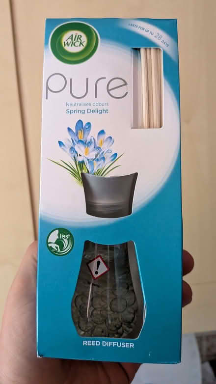 Photo of free room fragrance reed diffuser x3 (Cawston CV22) #1