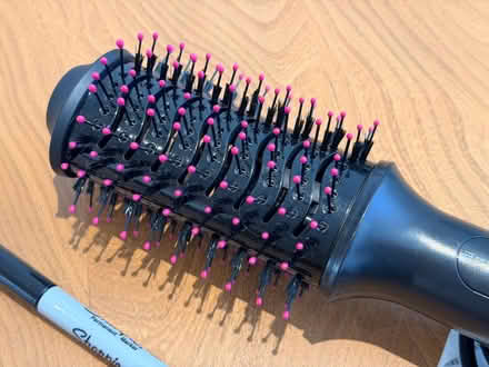 Photo of free Drying brush hair tool - Hair Dryer - Blow Dryer (Highbury N5) #3