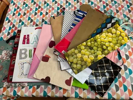 Photo of free A selection of gift and bottle bags (Kenilworth CV8) #1