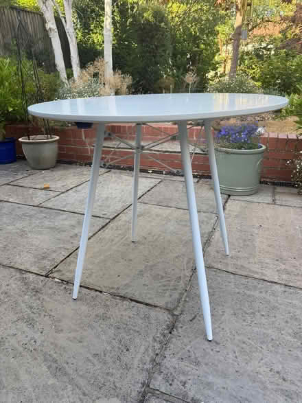 Photo of free White melamine table (Summertown OX2) #2