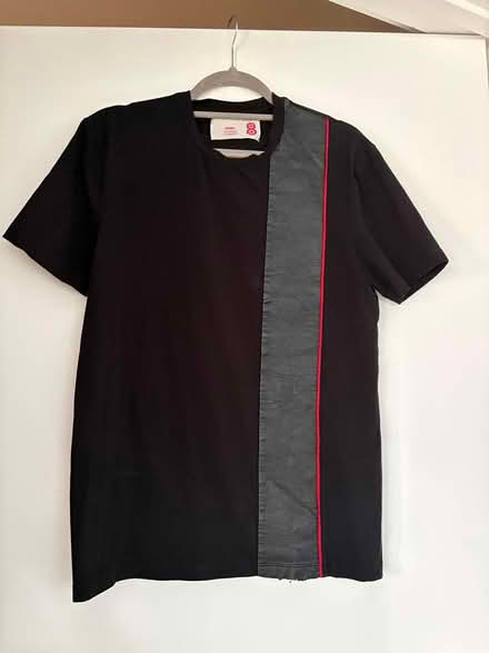 Photo of free 8 Sport Black T-shirt, S-M, Italy (Union Street, Borough SE1) #1