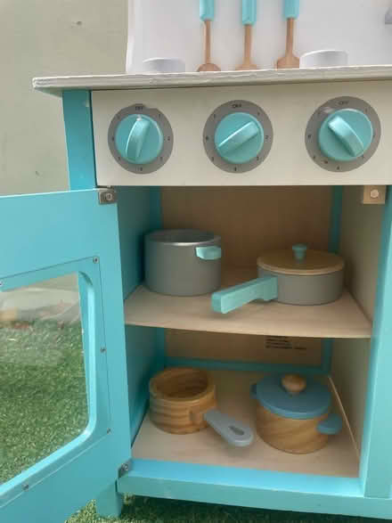 Photo of free Kid toy kitchen with accessories (Notting Hill Gate W11) #3