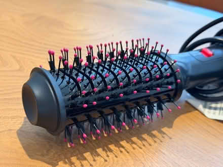 Photo of free Drying brush hair tool - Hair Dryer - Blow Dryer (Highbury N5) #4