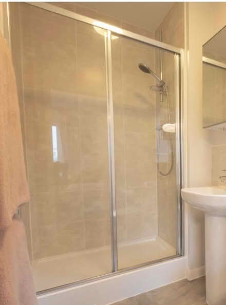 Photo of free Shower door (Silverdale ST5) #2