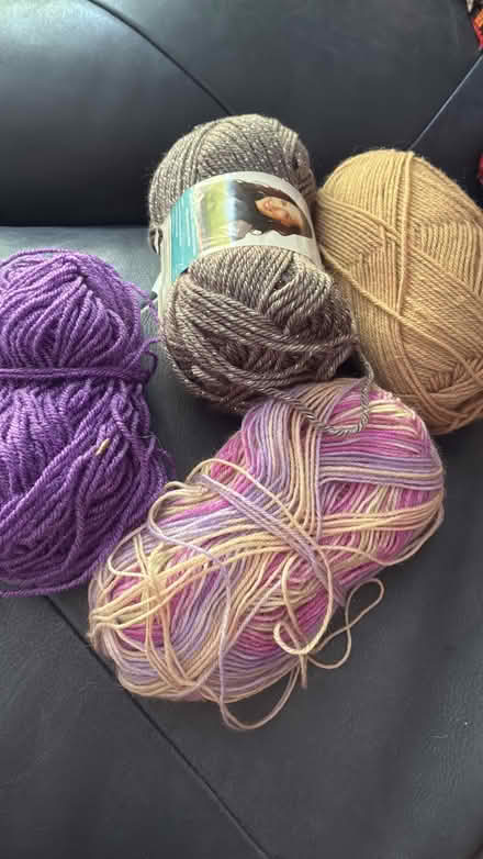 Photo of medium and thick yarn (Woodley RG6) #1