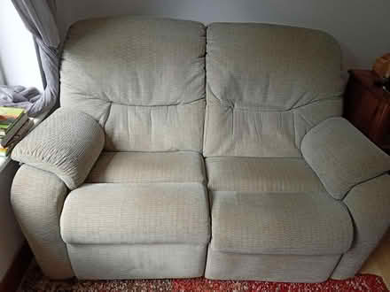 Photo of free Recliner sofa (Barnacres Road HP3) #3