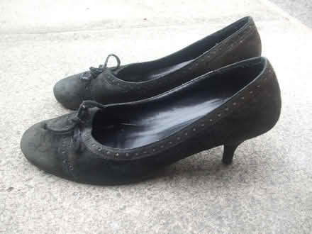 Photo of free Court shoes size 5.5 (Stretford M32) #1