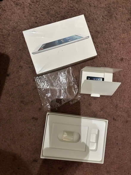 Photo of free Hangers and iPhones boxes (Mitty High area) #2