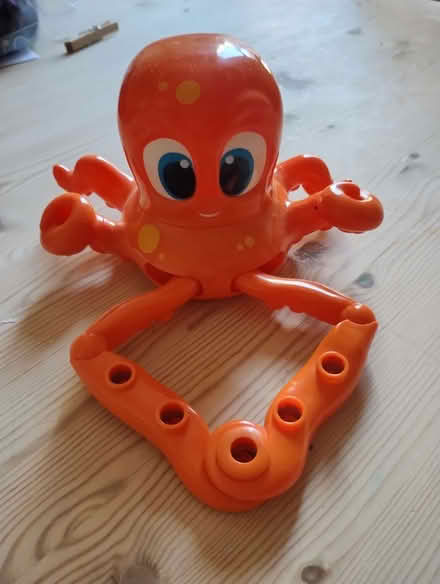 Photo of free Octopus Shape Drawing toy (Brockley SE4) #1