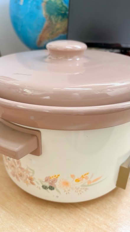 Photo of free Vintage Slow Cooker (Potters Bar, EN6) #1