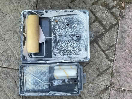 Photo of free Roller and tray. (Barnard's Green WR14) #1