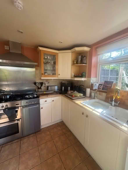Photo of free Old kitchen units (Headington OX3) #2
