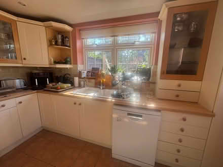 Photo of free Old kitchen units (Headington OX3) #3