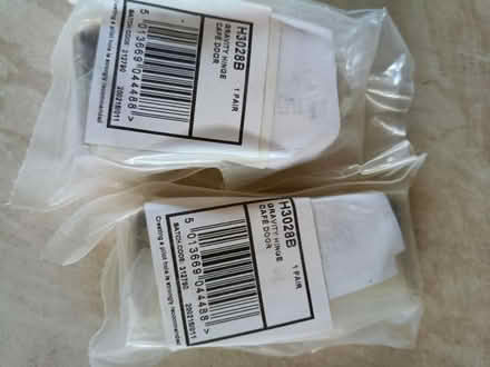 Photo of free Gravity cafe hinge New x 2 pairs (Westminster Drive PO21) #4